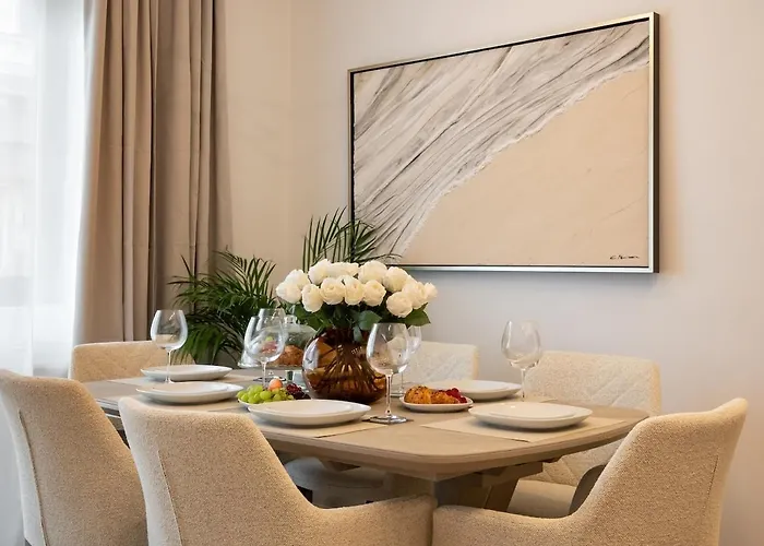 Big & Bright 3br Getaway - Spot - Balcony Charm Bukarest