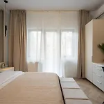 Big & Bright 3br Getaway - Spot - Balcony Charm Бухарест