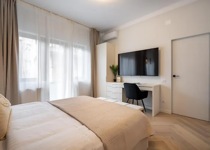 Big & Bright 3br Getaway - Spot - Balcony Charm Bukarest