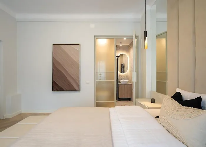 Big & Bright 3br Getaway - Spot - Balcony Charm Lägenhet